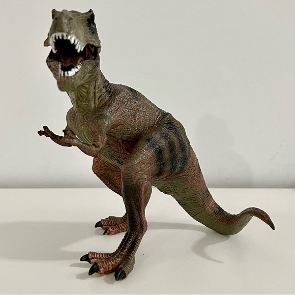T-Rex Dinosaur 6" Tvrannosaurus Rex Figure with Movable Jaw - Picture 1 of 12